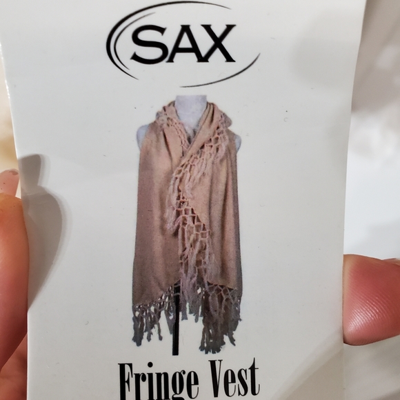 NWT Nude Fringe Vest - Picture 4 of 7